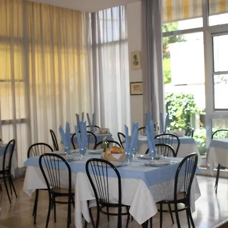 Amados Hotell Rimini