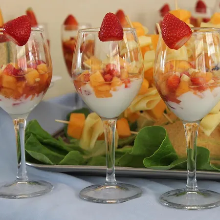 Отель Amados 2*